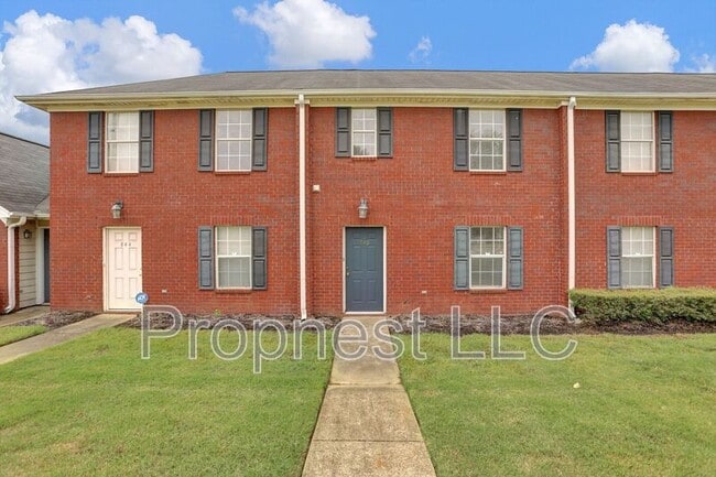 Building Photo - 840 Barrington Woods Cove