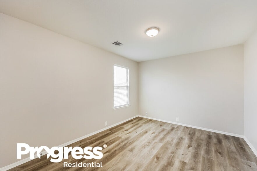 Building Photo - 3455 Blue Topaz