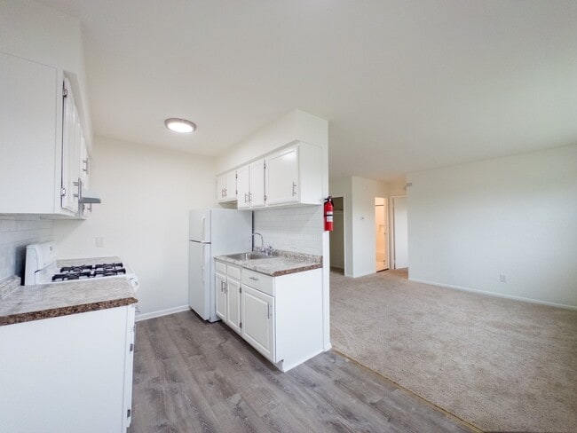Kitchen | Morrisville Meadows - Morrisville Meadows