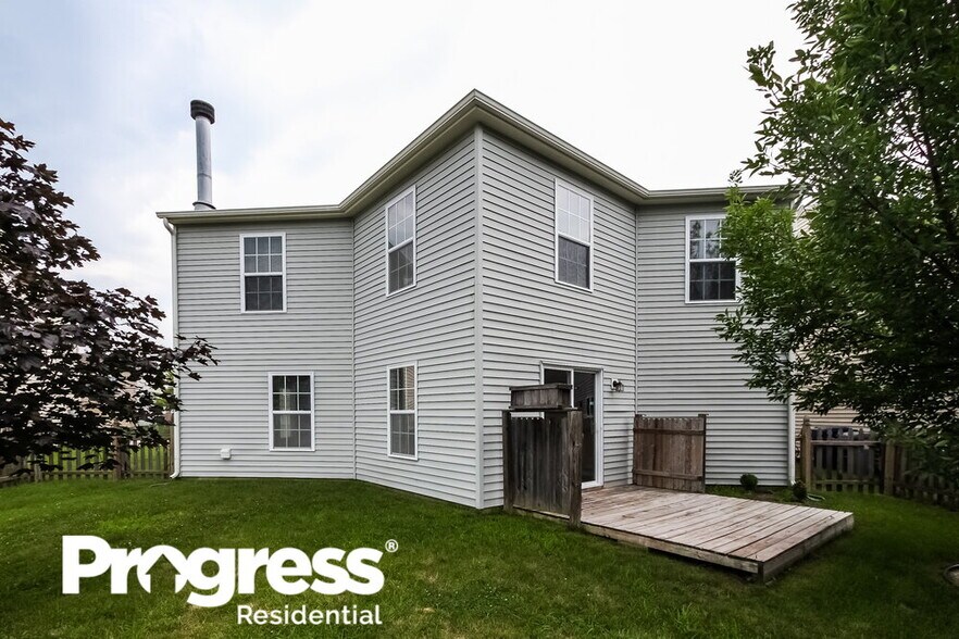 Building Photo - 15213 Beam St