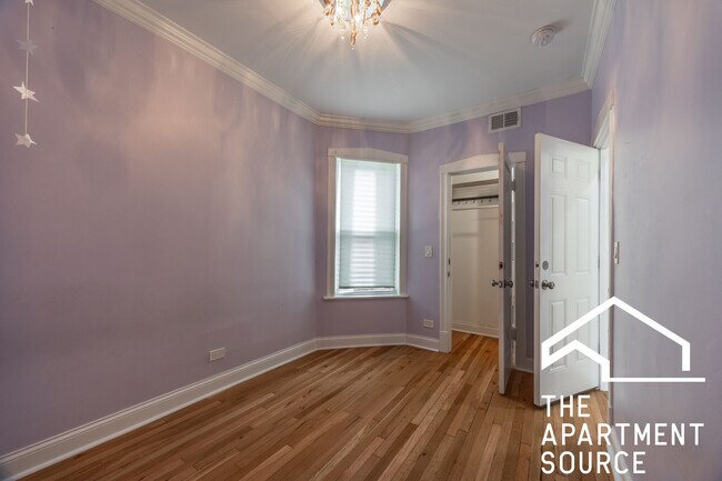 Building Photo - 3055 N Kimball Ave