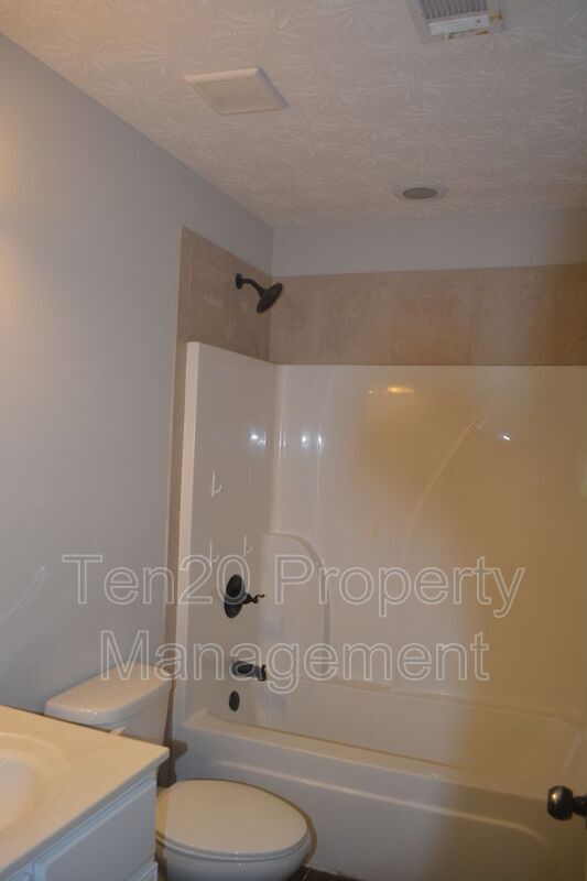 Building Photo - 7477 Coppice Dr