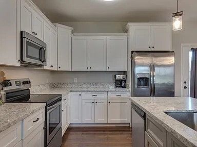 Building Photo - 2513 Warner Rd