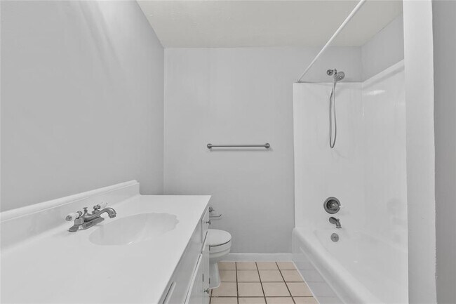 Building Photo - 2736 E State Hwy 29