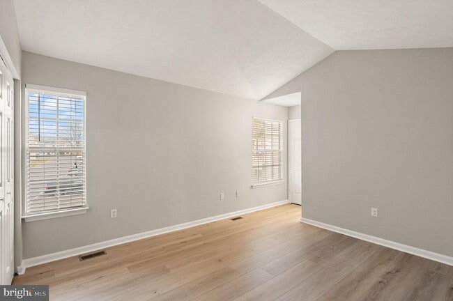 Building Photo - 448 Cromwell Ct