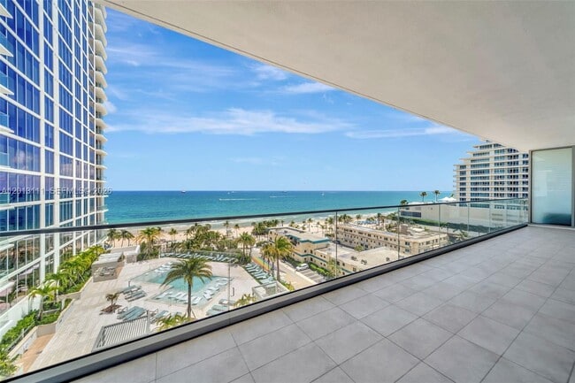 Building Photo - 153 N Seabreeze Blvd