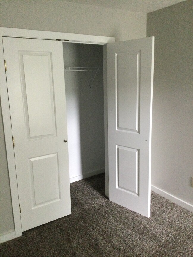 Building Photo - 80 N Fulton St