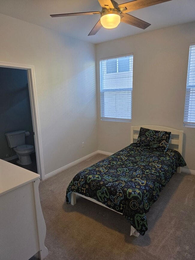 Building Photo - Gorgeous Single Level, 4 Bedroom Pool Home with Solar!