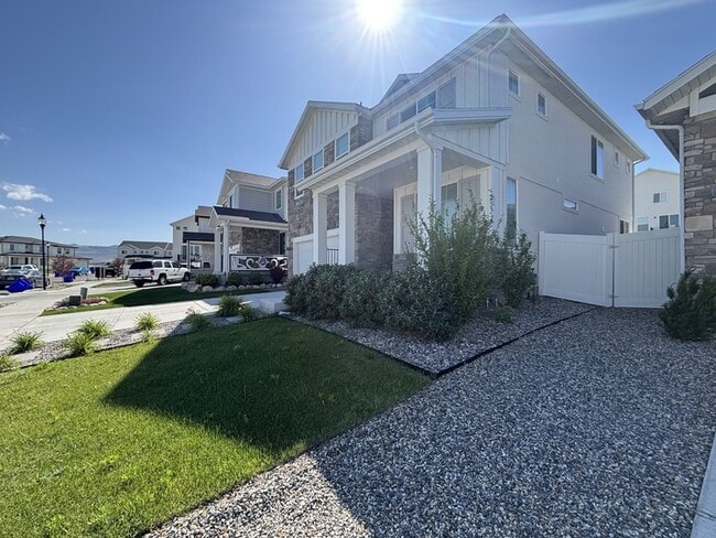 Building Photo - 6086 W Esker Terrace Ln
