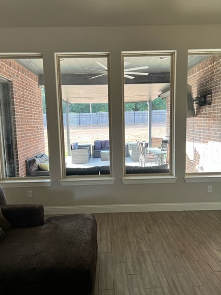 Building Photo - 3609 Upper Lake Cir