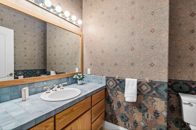 Building Photo - Gorgeous Single Level Luxury Home at Widgi...