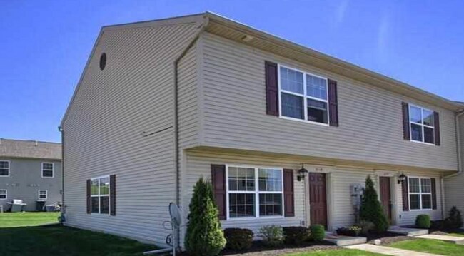 Primary Photo - 2119 Quail Hollow Dr