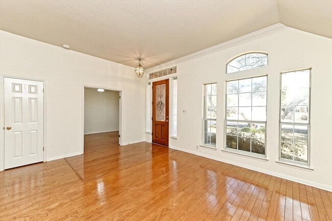 Building Photo - 10229 Matoca Way