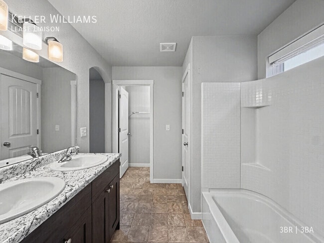 Building Photo - 4668 Ports Down Ln