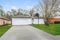 Building Photo - 6615 Brookgate Dr