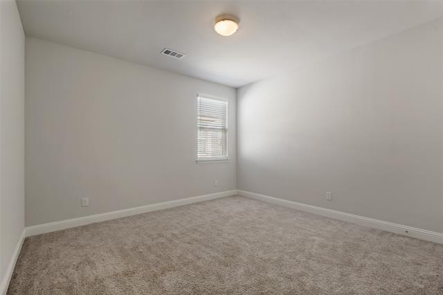 Building Photo - 724 Amenduni Ln