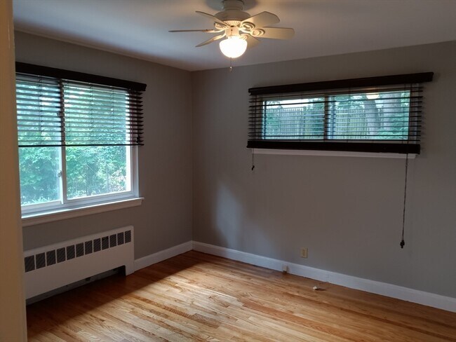 Building Photo - 60 Brookline St