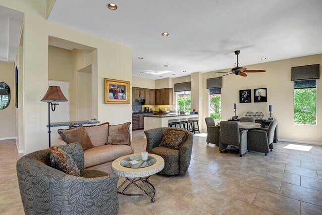 Building Photo - 430 White Horse Trail