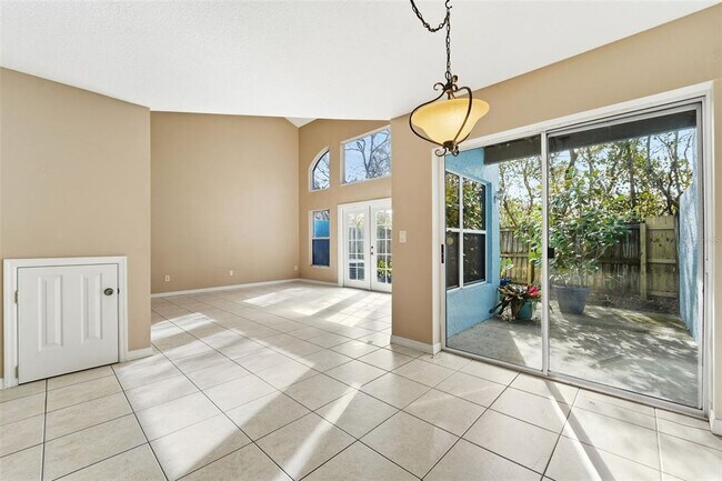 Building Photo - 13303 Arena Pl