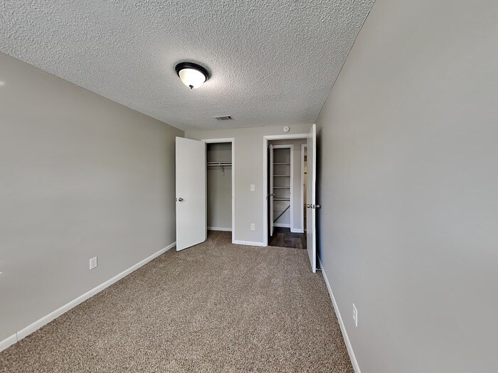 Building Photo - 7627 Mc Cowan Dr