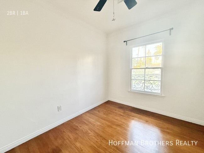 Building Photo - 1029 Westmoreland Ave