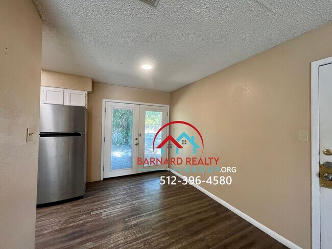 Building Photo - 110 Whitetail Dr