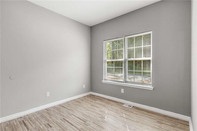 Building Photo - 2351 Perry Blvd NW