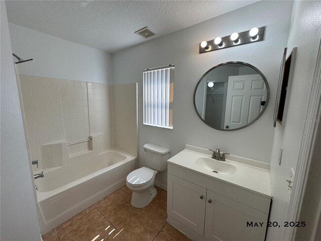 Building Photo - 5083 Luna Negra Dr