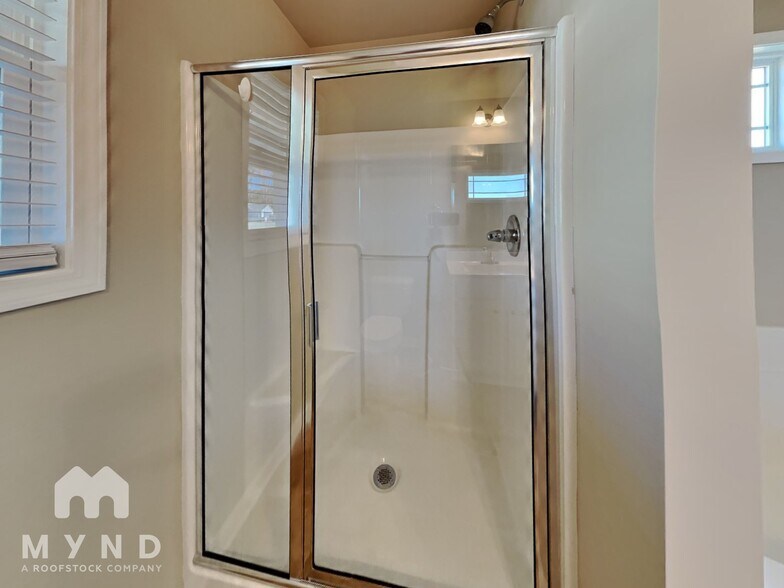 Building Photo - 31 Flip Flop Cir