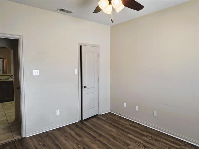 Building Photo - 5725 Swords Dr