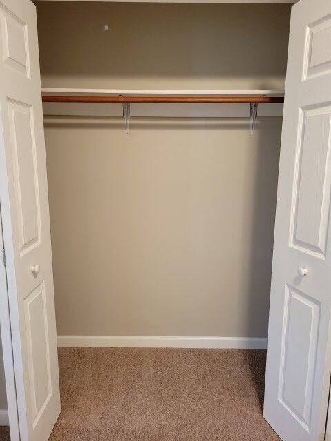 Building Photo - 1915 N Blackfoot Dr