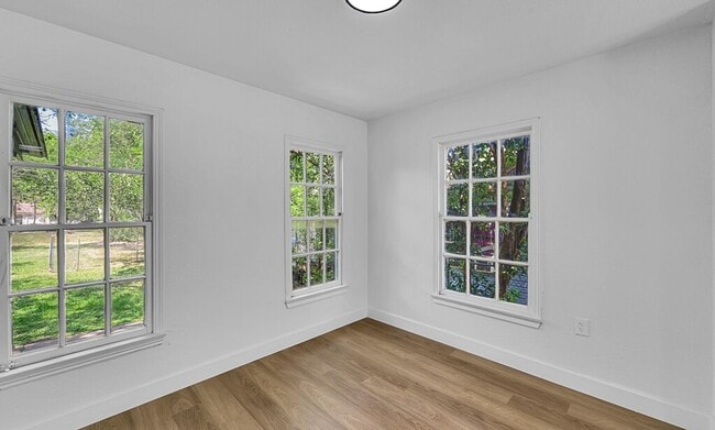 Building Photo - Beautifully maintained 2-bedroom, 1-bathroom house in Waco