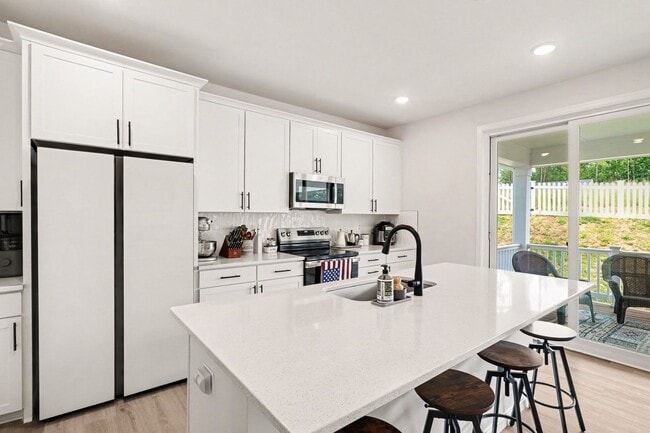 Building Photo - Beautiful Home in Pendleton!