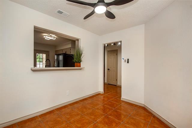 Building Photo - 1609 Brentwood Dr