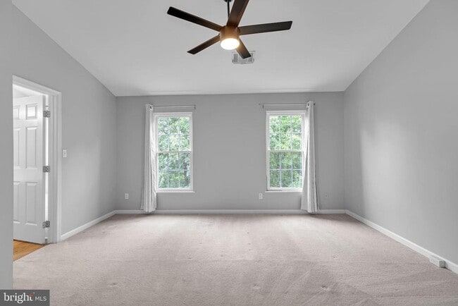 Building Photo - 6880 Ridge Water Ct