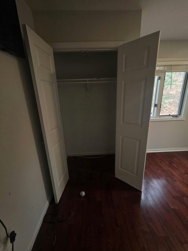 Building Photo - 3120 Creedon Dr