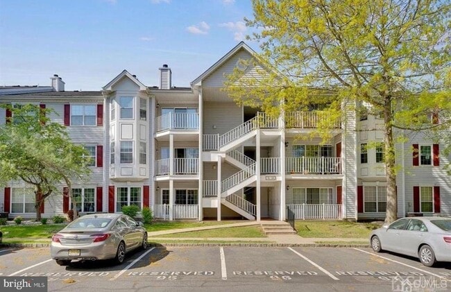 Building Photo - 20 Sheffield Ct