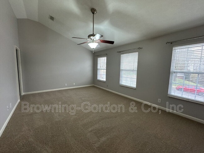 Building Photo - 2757 Welshcrest Dr