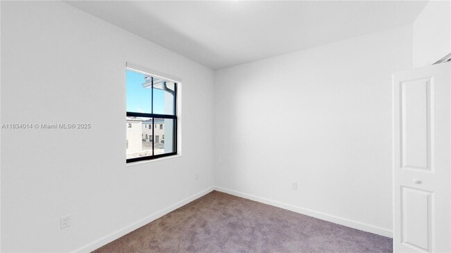 Building Photo - 11815 SW 246 Terrace