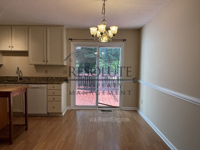 Building Photo - 4632 Timberhurst Dr
