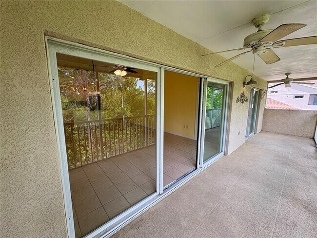 Building Photo - 6421 Bay Cedar Ln