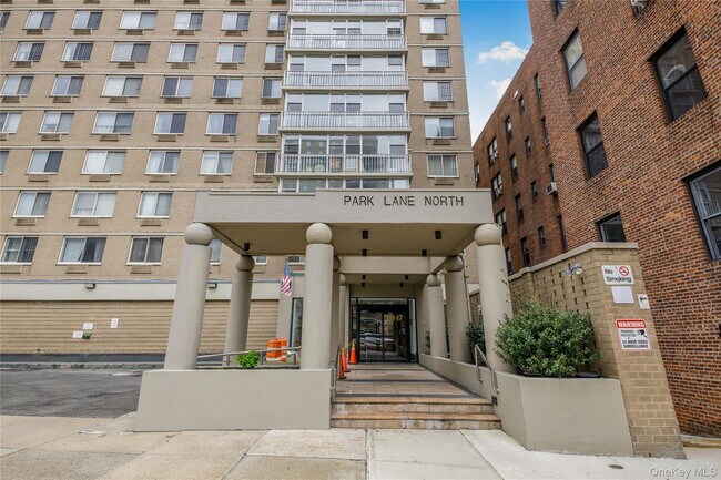 Building Photo - 118-17 Union Tpke Un