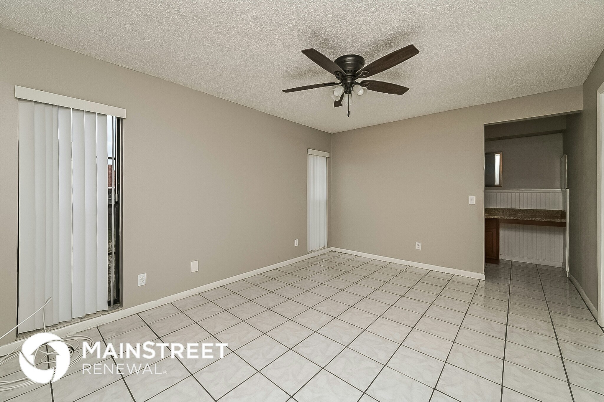 Building Photo - 2608 Hampton Park Pl