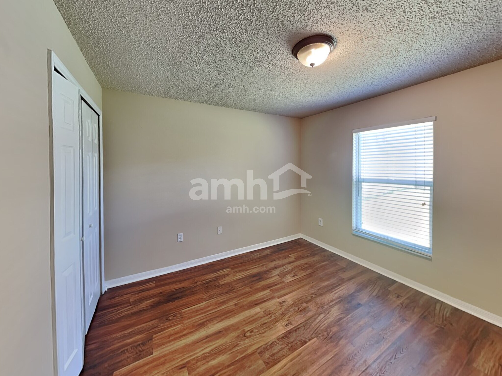 Building Photo - 224 Sawyerwood Pl