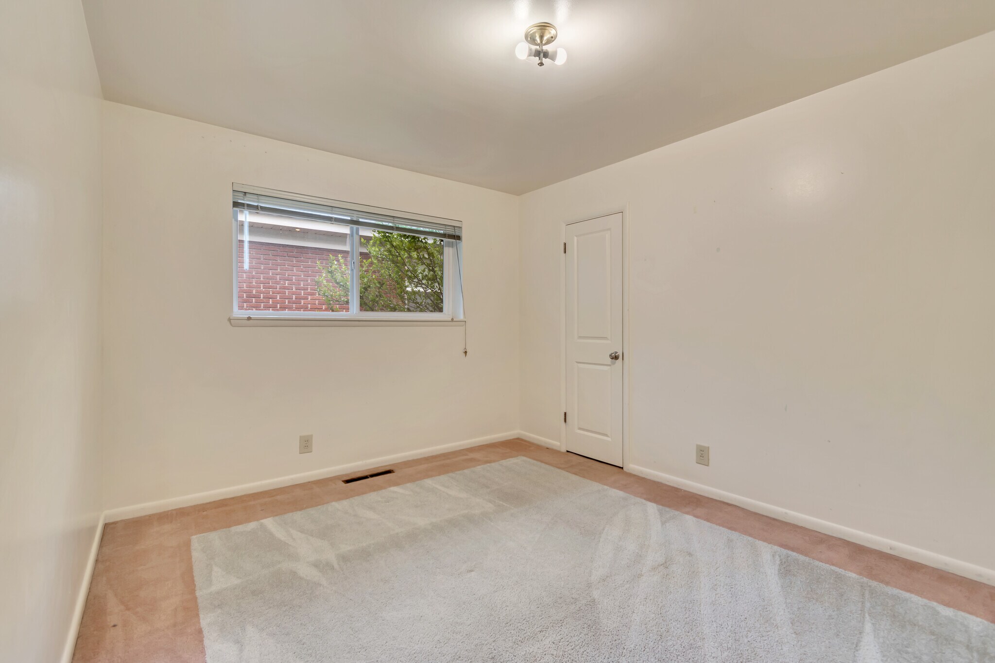 Bedroom 2 - 1319 Westminster Ave S