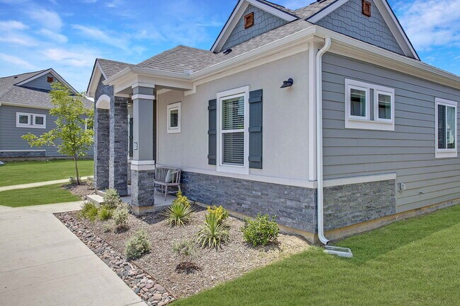 Building Photo - 5609 Wild Acrs