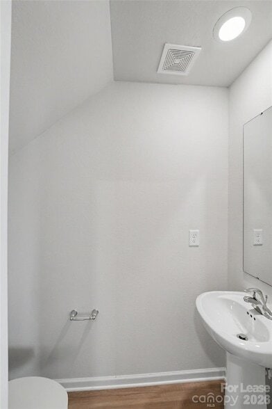 Building Photo - 318 Aniston Ln