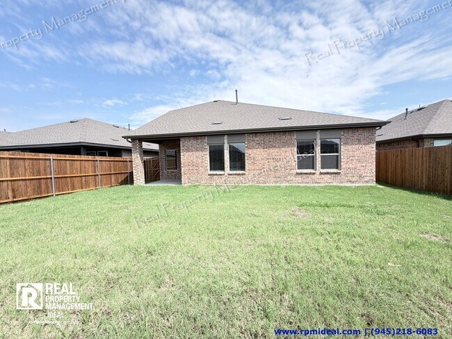 Building Photo - 621 Dunhill Rd