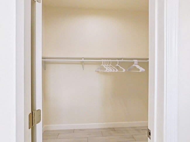 Building Photo - NEW CONSTRUCTION: Modern ADU with Private Entrance!