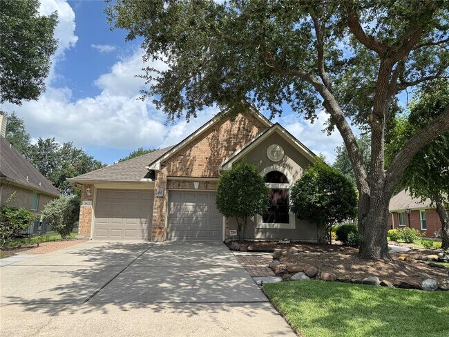 Building Photo - 5822 Pinellas Park Ct